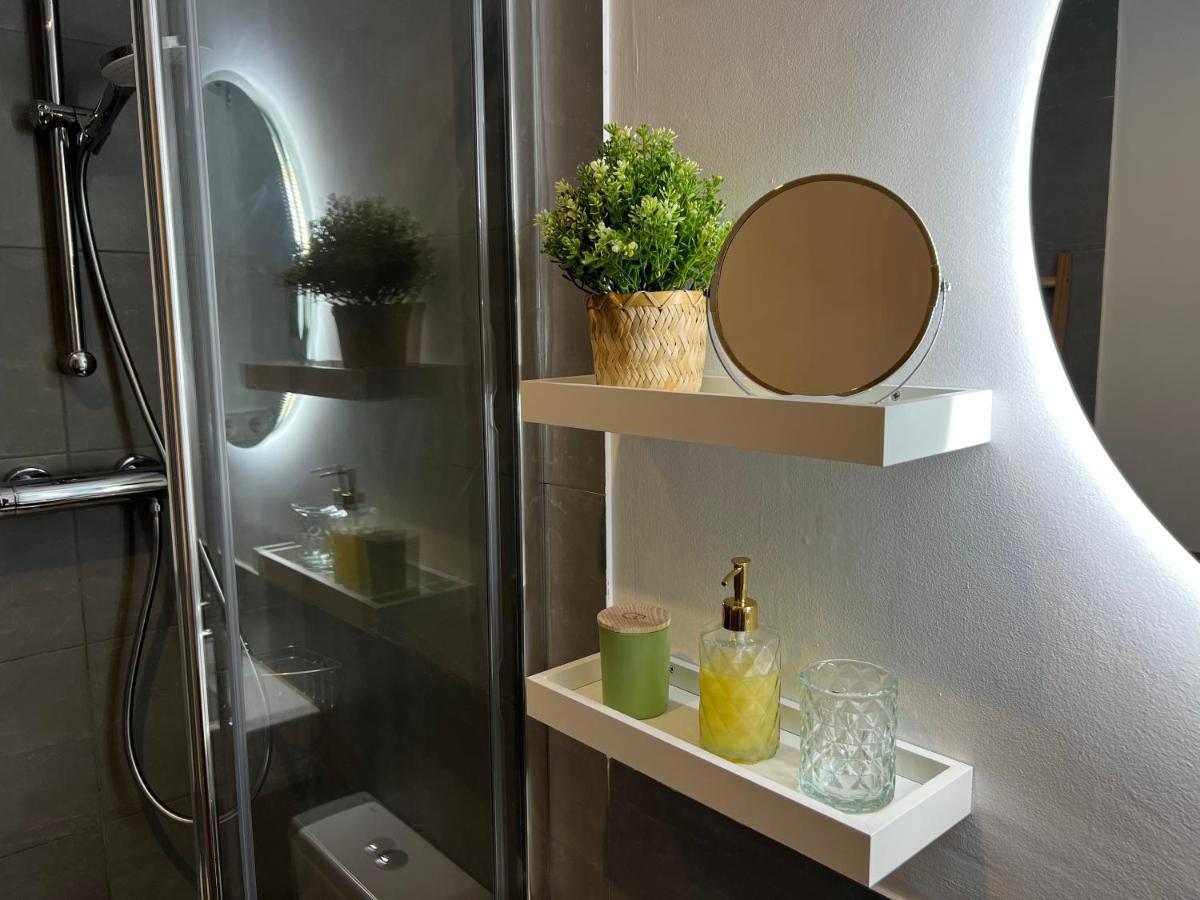 Cozy Apartment Well-Located In Terrassa, Barcelona Exterior foto